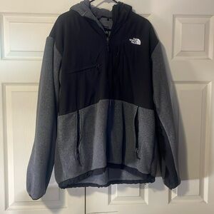 North face fleece jacket black and gray xtra large